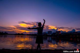 成人摄影夕阳视频